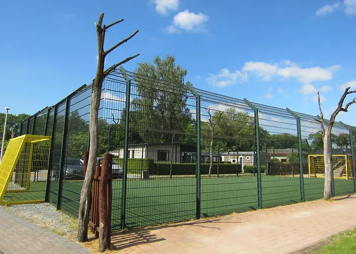 Hderh - Eco Op De Ijsvogel, Zwembaden, Kids Fun, En Rust Voorthuizen