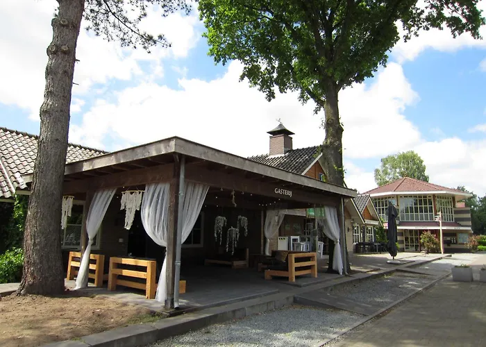 Hderh - Eco Op De Ijsvogel, Zwembaden, Kids Fun, En Rust