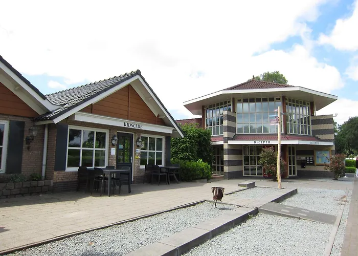 Hderh - Eco Op De Ijsvogel, Zwembaden, Kids Fun, En Rust 빌라 부투이젠